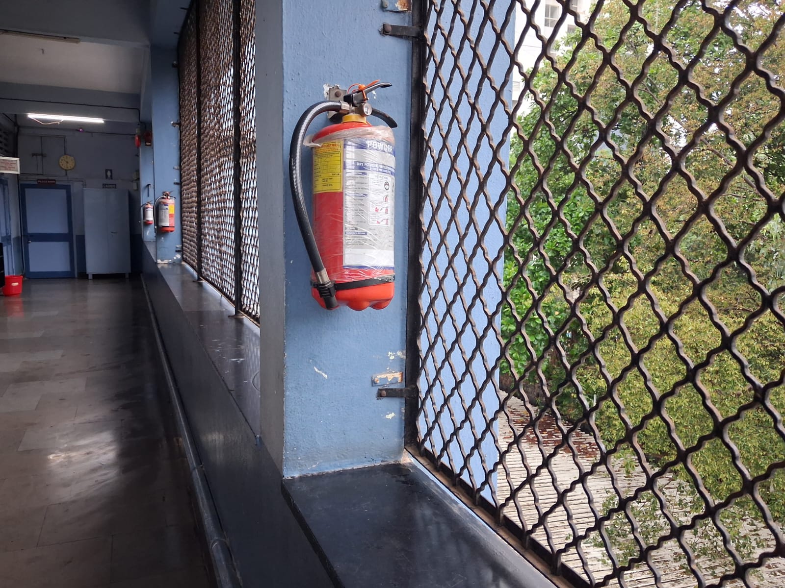 Fire Extinguisher 